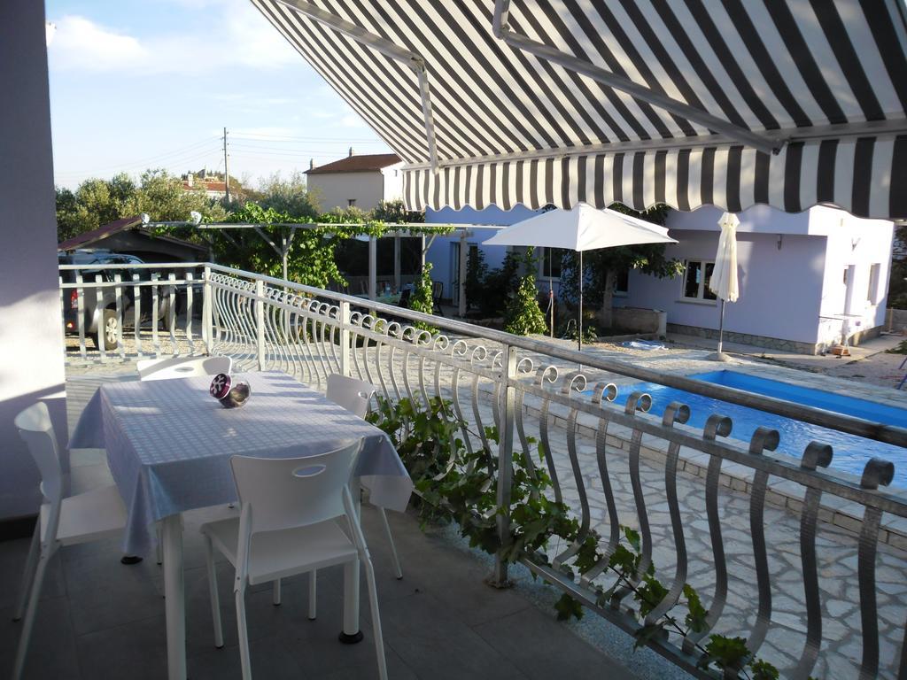Apartments Jerine Tribunj (Sibenik-Knin) Quarto foto