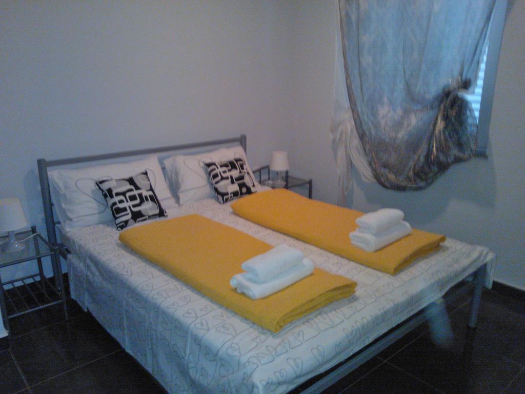 Apartments Jerine Tribunj (Sibenik-Knin) Quarto foto